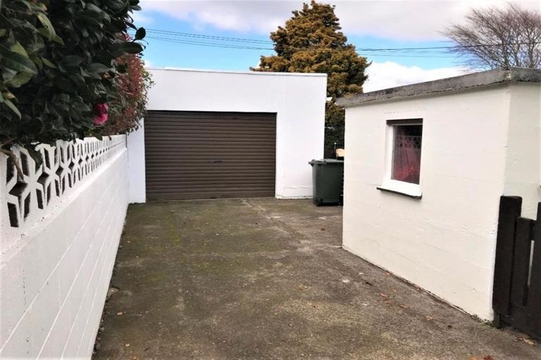 Photo of property in 7 Drake Street, Vogeltown, New Plymouth, 4310