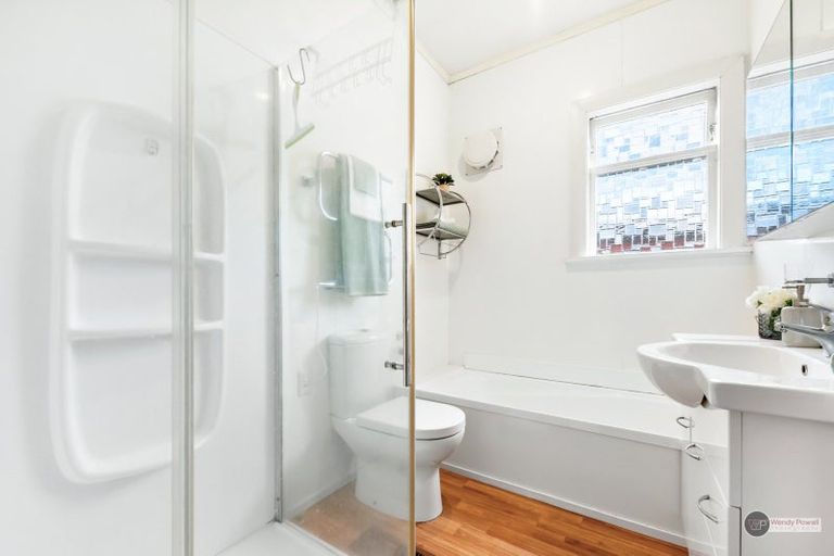 Photo of property in 43 Bauchop Road, Waterloo, Lower Hutt, 5011