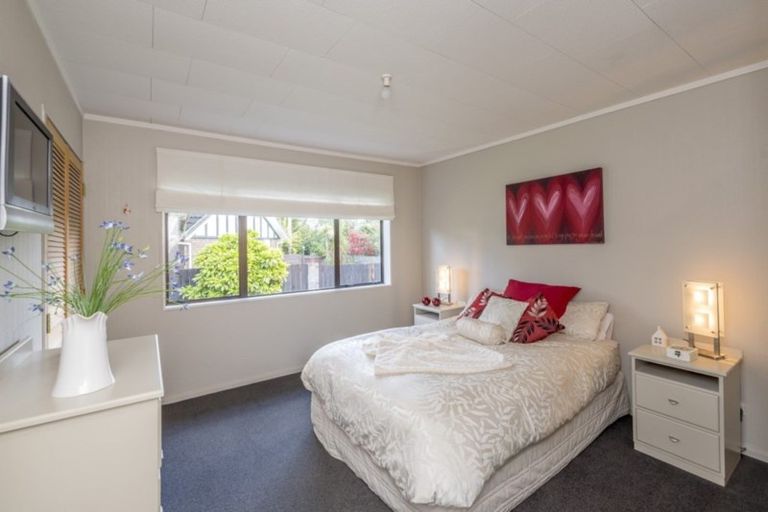 Photo of property in 15b Stuart Street, Levin, 5510