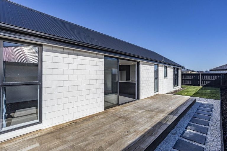 Photo of property in 18 Grimwood Street, Woodend, 7610