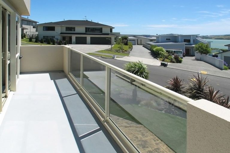 Photo of property in 30 The Masthead, Whitby, Porirua, 5024