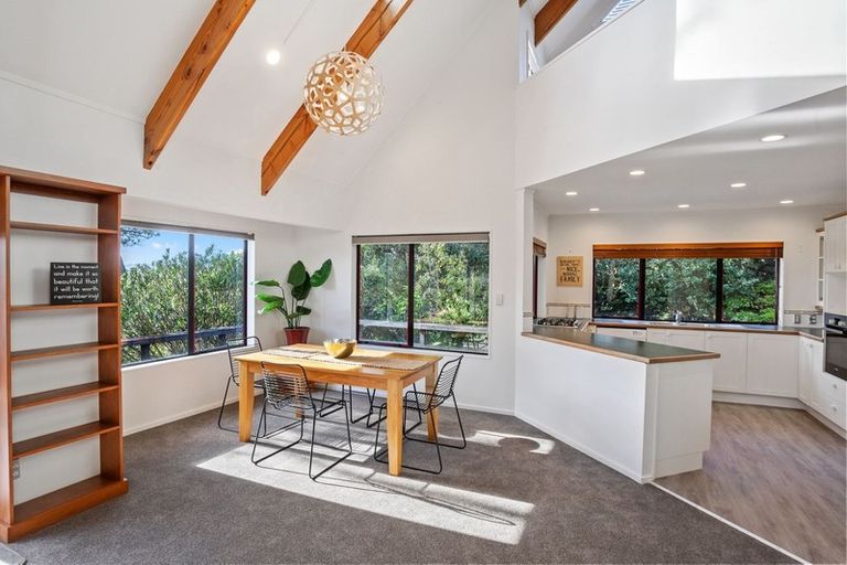 Photo of property in 102 Tangiteroria Lane, Pauanui, Hikuai, 3579