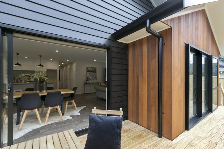 Photo of property in 38 Sunny Grove, Wainuiomata, Lower Hutt, 5014