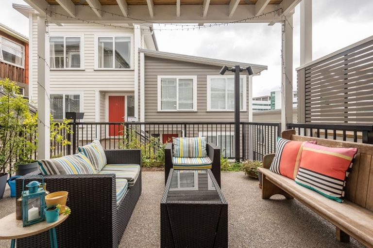 Photo of property in 6/239 Adelaide Road, Newtown, Wellington, 6021