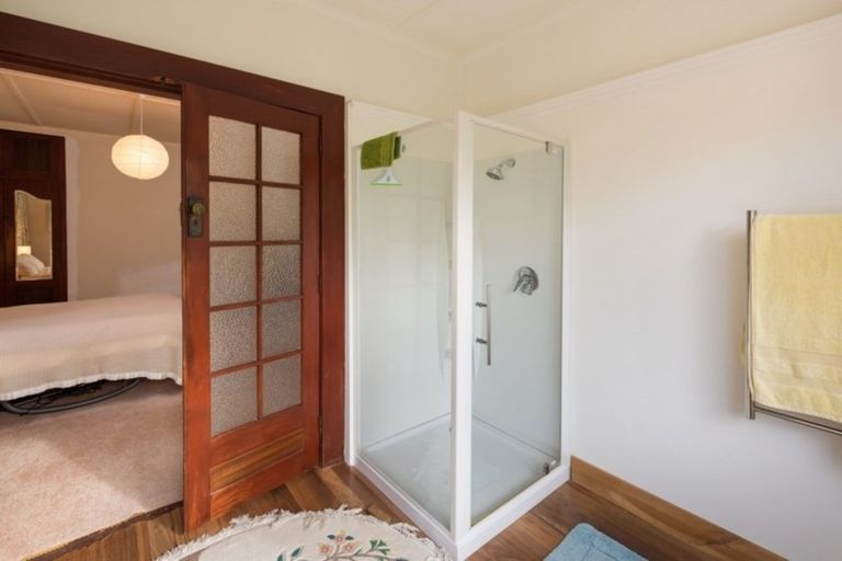 Photo of property in 18 Newgate Street, Picton, 7220