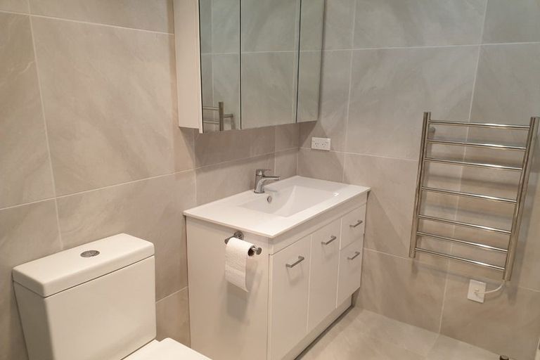 Photo of property in 10 Mutetai Road, Clarks Beach, 2122