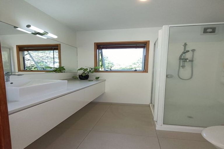 Photo of property in 16a Russell Drive, Oakura, 4314