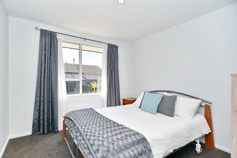 Photo of property in 5 Halligan Place, Belfast, Christchurch, 8051