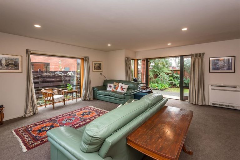 Photo of property in 267 Memorial Avenue, Burnside, Christchurch, 8053