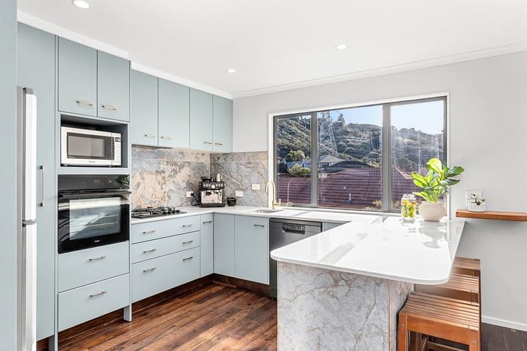 Photo of property in 175 Tirohanga Road, Tirohanga, Lower Hutt, 5010