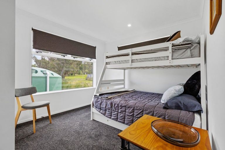 Photo of property in 4 Pinedale Crescent, Riversdale Beach, Masterton, 5872
