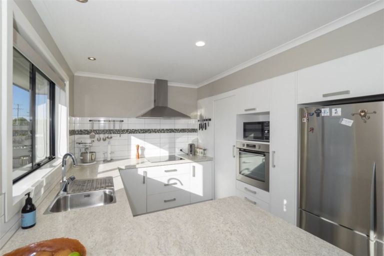 Photo of property in 16 Johnstone Street, Tinwald, Ashburton, 7700