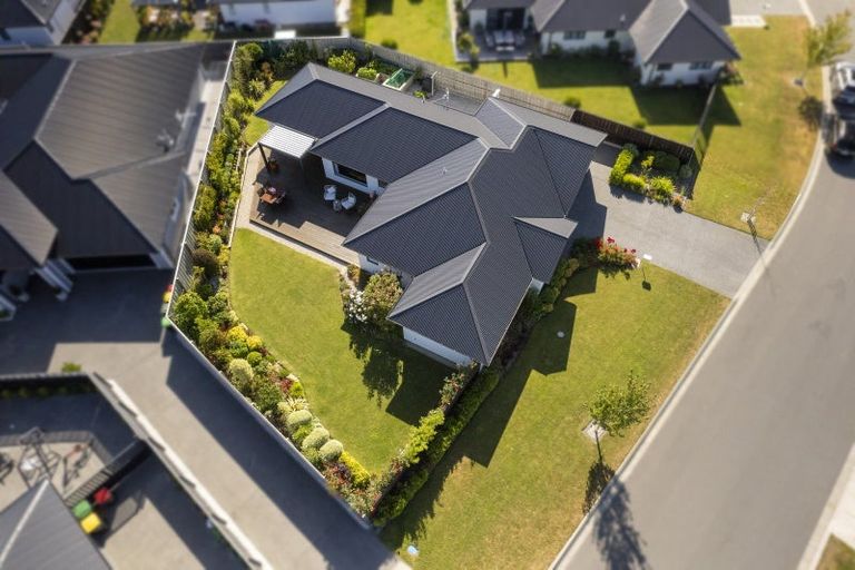 Photo of property in 41 Watkins Drive, Rangiora, 7400