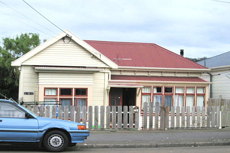 Photo of property in 128 Owen Street, Newtown, Wellington, 6021