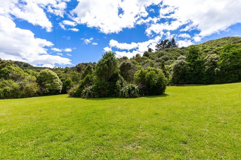 Photo of property in 257 Queen Charlotte Drive, Havelock, 7281