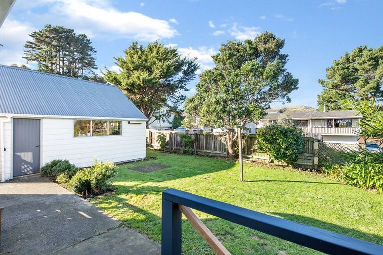 Photo of property in 56 Dominica Crescent, Grenada Village, Wellington, 6037