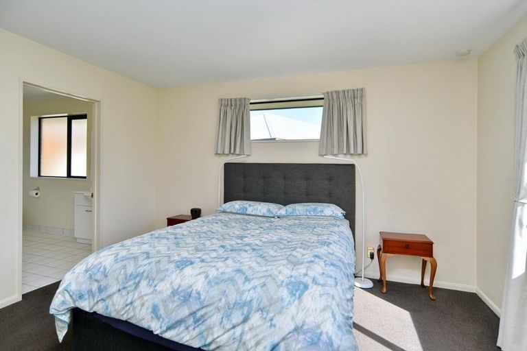 Photo of property in 39 Mauger Drive, Heathcote Valley, Christchurch, 8022