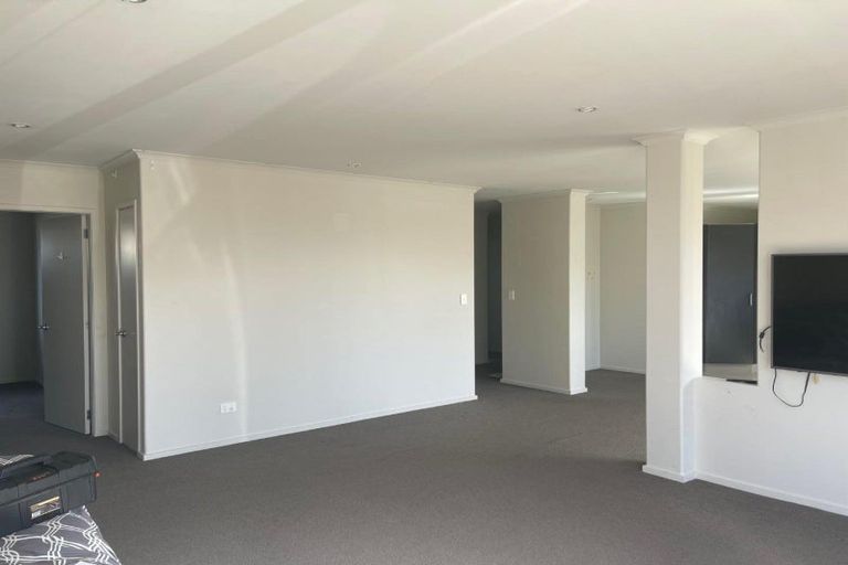 Photo of property in 48 Edgeview Crescent, Fitzroy, Hamilton, 3206