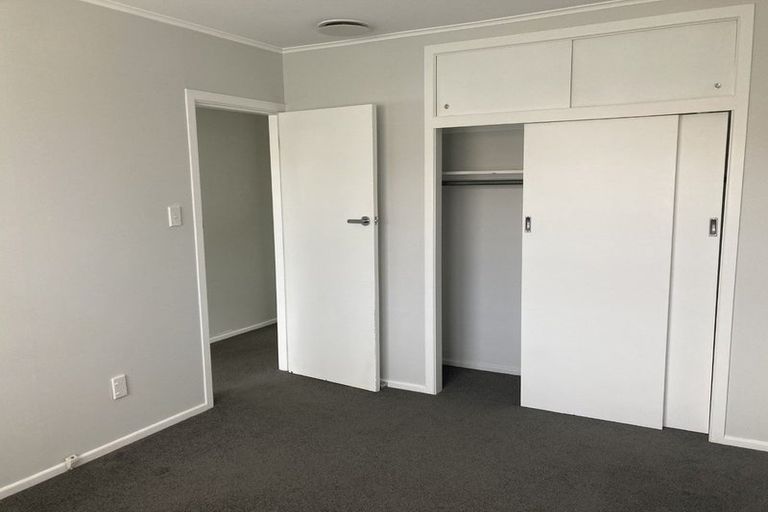 Photo of property in 17 Heather Grove, Fairfield, Lower Hutt, 5011