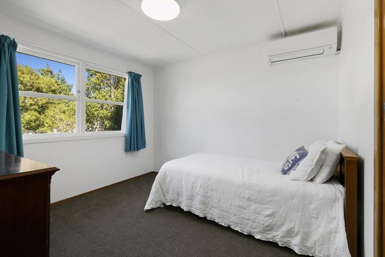 Photo of property in 301 Dowse Drive, Maungaraki, Lower Hutt, 5010