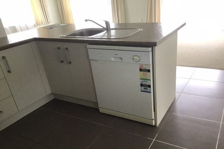 Photo of property in 114 Porchester Road, Papakura, 2110