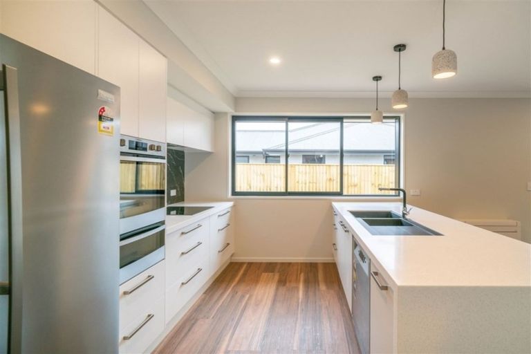 Photo of property in 10 Beak Street, Rolleston, 7615