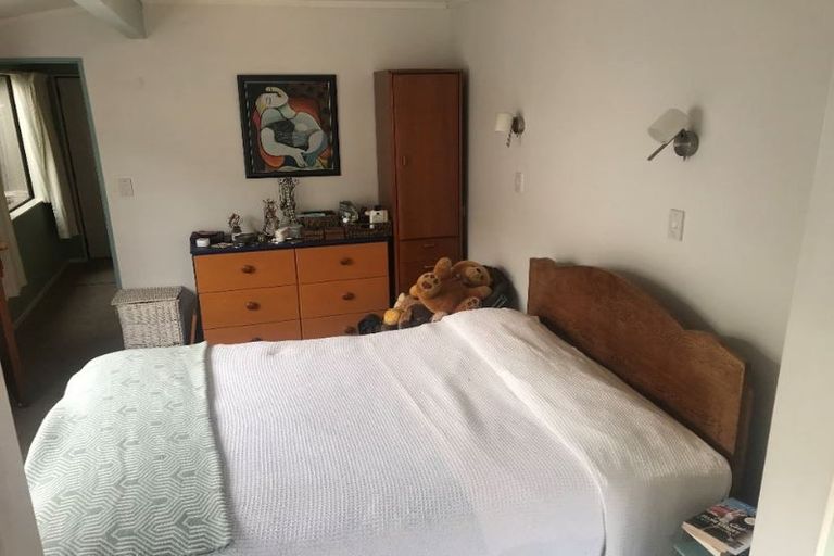 Photo of property in 130a Miramar Avenue, Miramar, Wellington, 6022