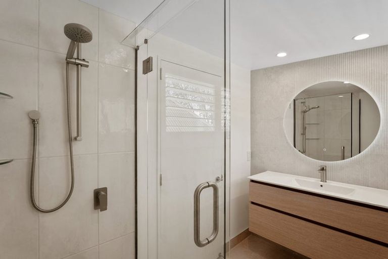 Photo of property in 63 Glandovey Road, Fendalton, Christchurch, 8052