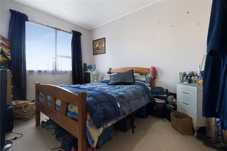 Photo of property in 21 Pankhurst Place, Sunnyvale, Auckland, 0612