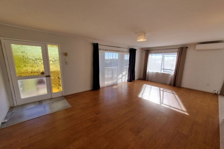 Photo of property in 24 Moncrieff Avenue, Clendon Park, Auckland, 2103