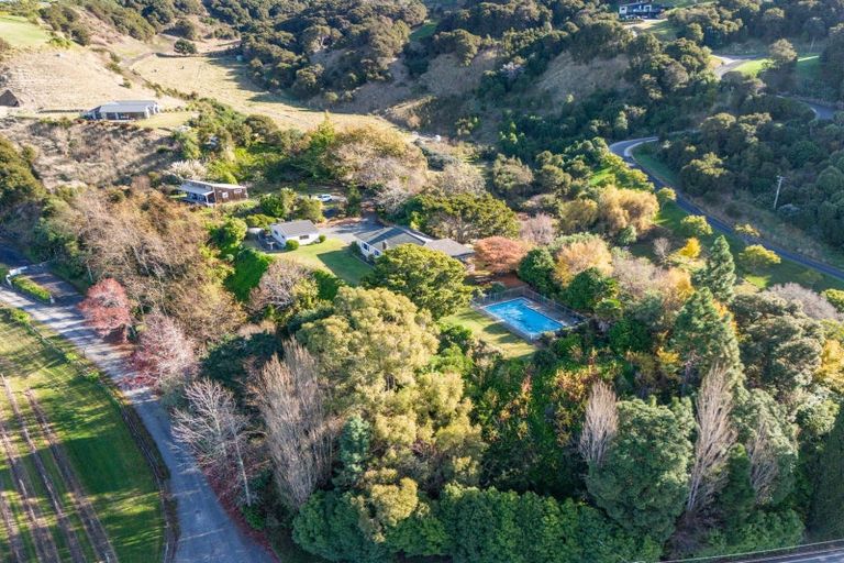 Photo of property in 755 Main North Road, Bay View, Napier, 4182