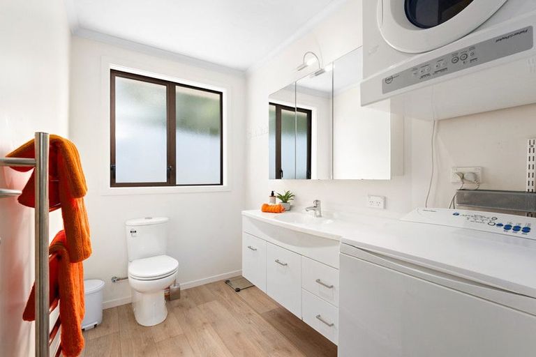 Photo of property in 107 Cliffs Road, Saint Clair, Dunedin, 9012