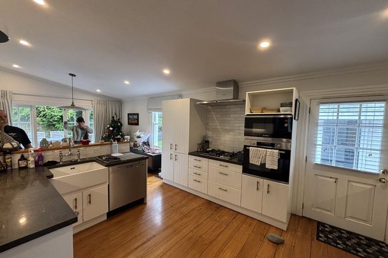 Photo of property in 47 Doralto Road, Frankleigh Park, New Plymouth, 4310