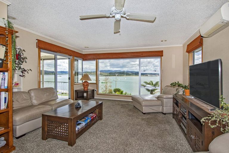 Photo of property in 8 Munro Street, Onerahi, Whangarei, 0110