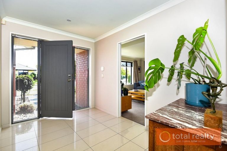 Photo of property in 8 Rosario Place, Aidanfield, Christchurch, 8025