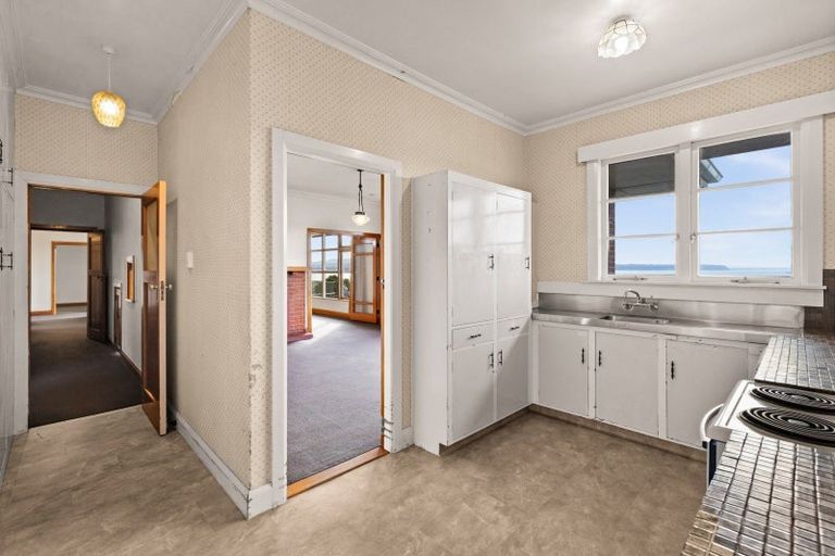 Photo of property in 108 Thompson Road, Bluff Hill, Napier, 4110