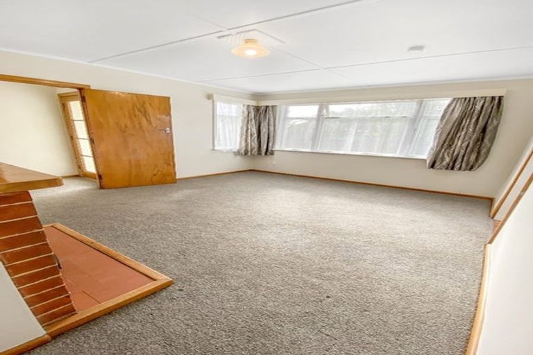 Photo of property in 16 Menin Road, Onekawa, Napier, 4110