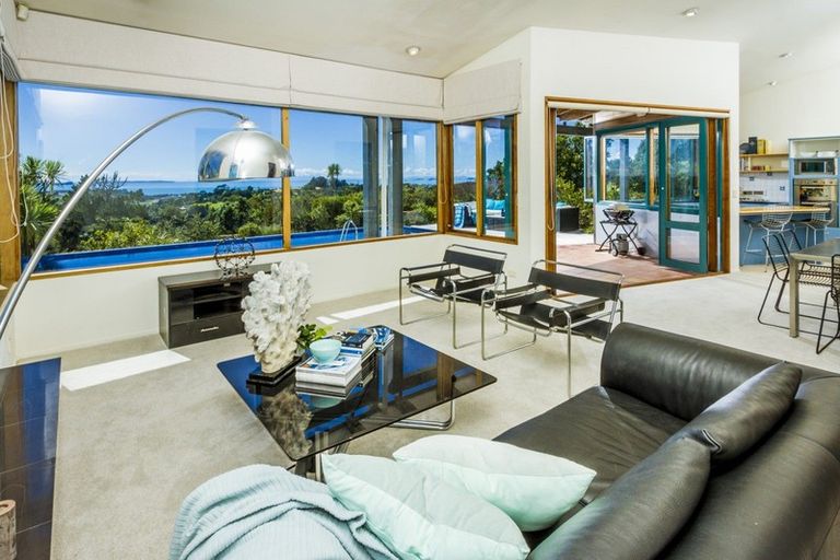 Photo of property in 300 Okura River Road, Long Bay, Albany, 0792