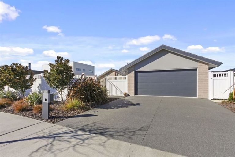 Photo of property in 26 Bayliss Drive, Kaiapoi, 7630