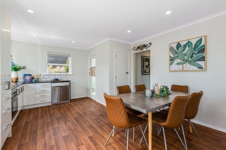 Photo of property in 42 Donnelley Drive, Wainuiomata, Lower Hutt, 5014