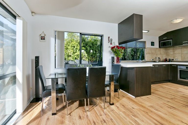 Photo of property in 26 Battenburg Place, Torbay, Auckland, 0630