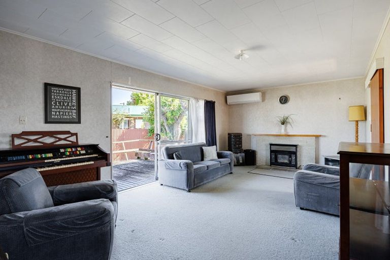 Photo of property in 19 Sutherland Street, Tamatea, Napier, 4112