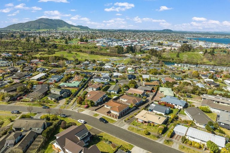 Photo of property in 2/9 Kaiuru Street, Nukuhau, Taupo, 3330