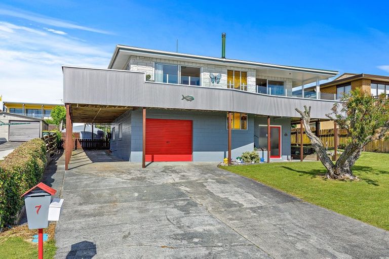 Photo of property in 7 Carmen Terrace, Snells Beach, 0920