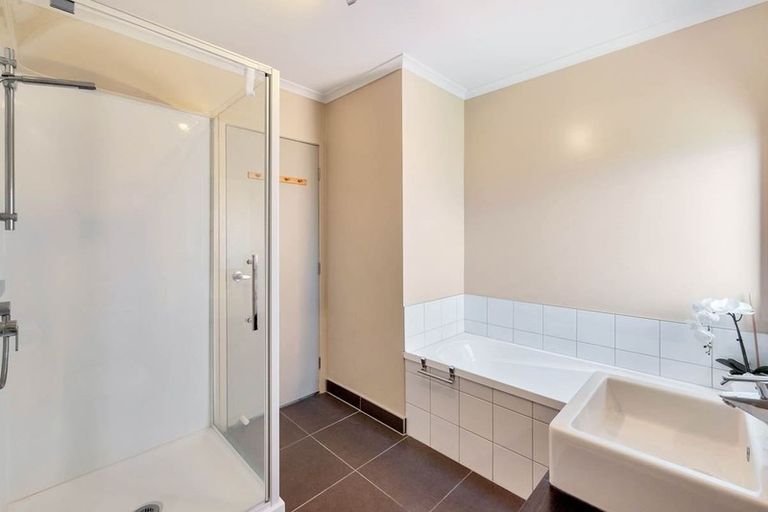 Photo of property in St Claire Village, 233/172 Mcleod Road, Te Atatu South, Auckland, 0610