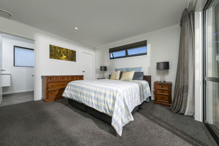 Photo of property in 73 Frye Crescent, Albert Town, Wanaka, 9305