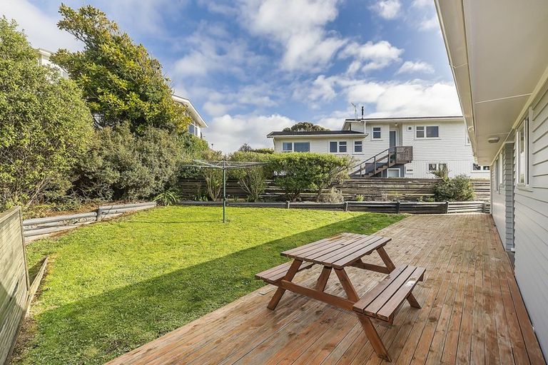 Photo of property in 17 The Anchorage, Whitby, Porirua, 5024