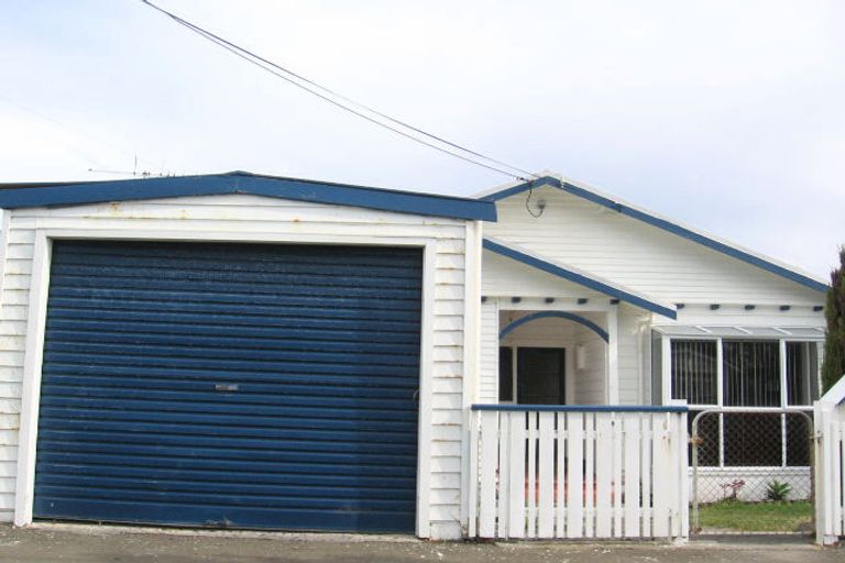 Photo of property in 66 Bridge Street, Rongotai, Wellington, 6022
