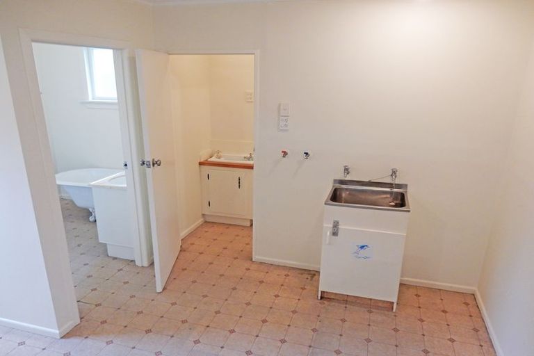 Photo of property in 3 Main Road, Maheno, Oamaru, 9492