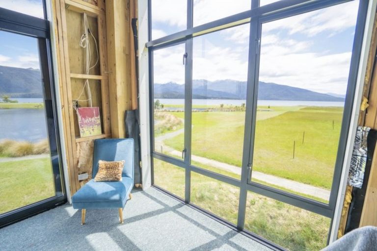 Photo of property in 17 Red Deer Place, Te Anau, 9600